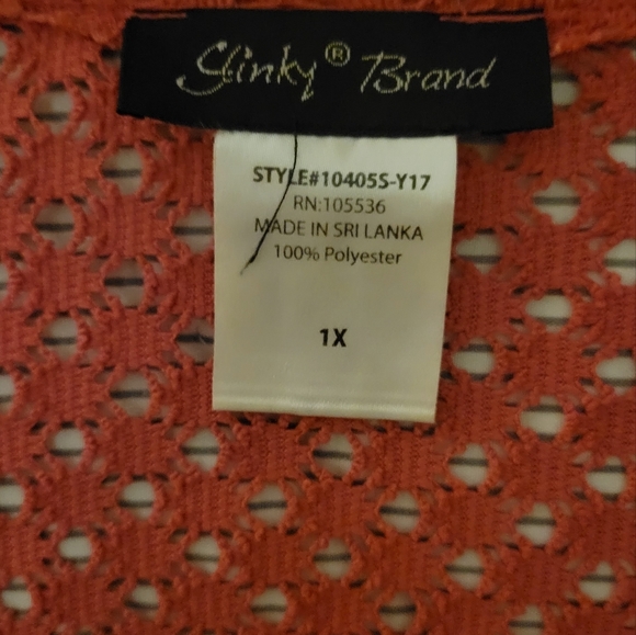 Slinky Batwing 1X See Through Top - Picture 3 of 4